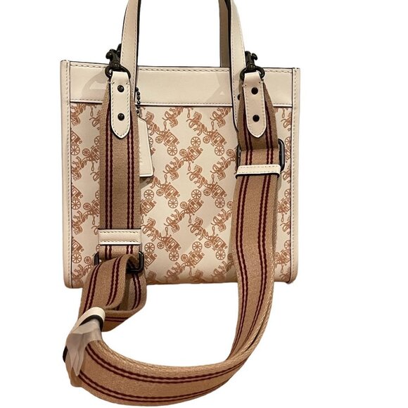 Coach CD750 Textured Field Tote 22 Horse & Carriage in Chalk White - Picture 1 of 16